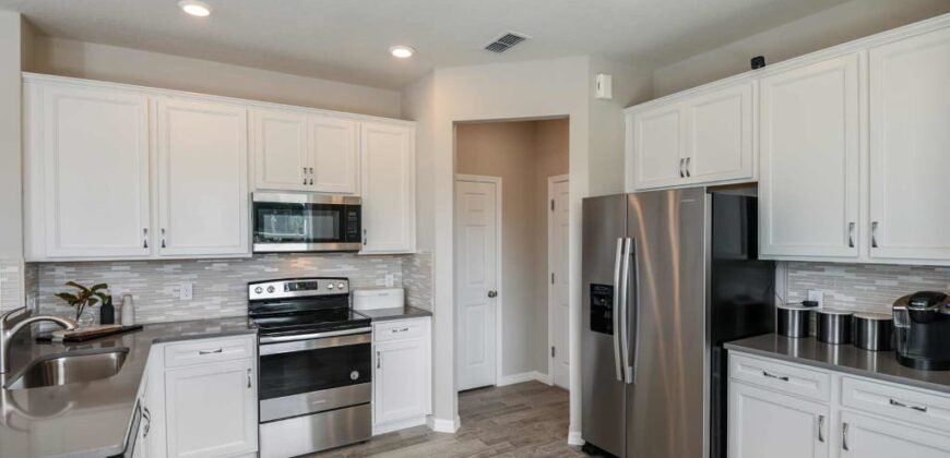 4511 Cypress Cay Wy, Kissimmee, FL 34746, United States