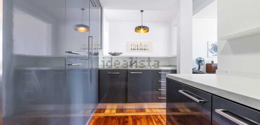 2 Bedroom Apartment in Lisbon on Rua dos Bacalhoeiros