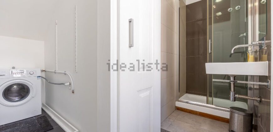 2 Bedroom Apartment in Lisbon on Rua dos Bacalhoeiros